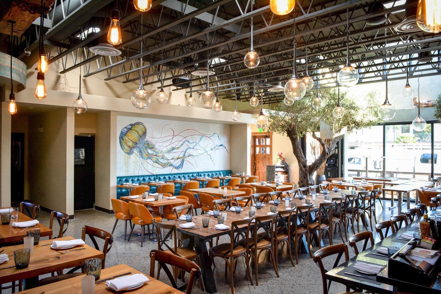 Yếu tố quan trọng cần biết khi thiết kế nhà hàng hải sản